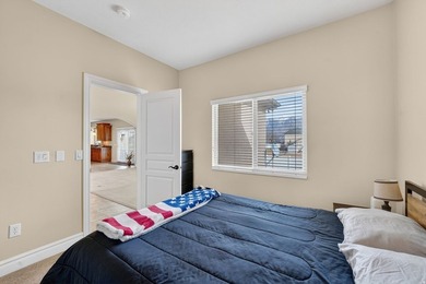 Stunning 2-story right in the middle of Lehi, east of the - photo 19