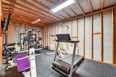 Stunning 2-story right in the middle of Lehi, east of the - photo 35