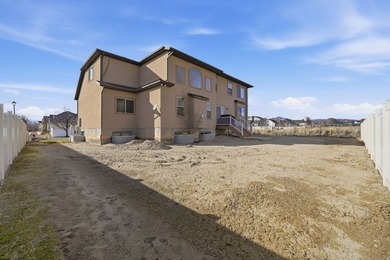 Stunning 2-story right in the middle of Lehi, east of the - photo 38