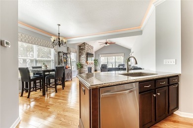 Welcome to this beautifully upgraded ranch end-unit townhome - photo 9
