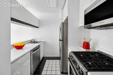 Welcome to this well-appointed alcove studio at 2373 Broadway - photo 3