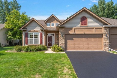 (private lake, pond, creek) Townhome/Townhouse For Sale in Schererville Indiana