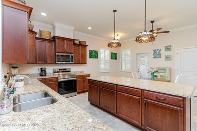 SPECTACULAR ''ALAMANDA KEY'' LAKEFRONT HOME!Exquisitely upgraded - photo 12