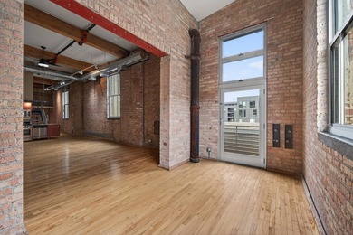 One of North Loop's finest, the 801 Washington Lofts! This - photo 15