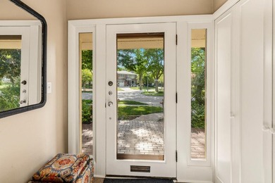 Rare mid-century colonial--meaning larger windows and bright - photo 17
