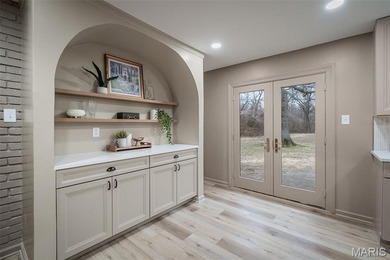 Seldom does a property of this caliber enter the market - and - photo 22