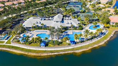 Enjoy stunning lake views in this beautiful 3/2 + family room - photo 32