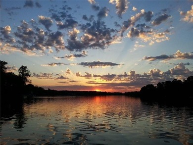 LIVE LIKE YOU ARE ON VACATION on Lake Windward with private dock - photo 37