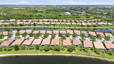 Welcome to resort-style living in the sought-after, 24-hour - photo 2