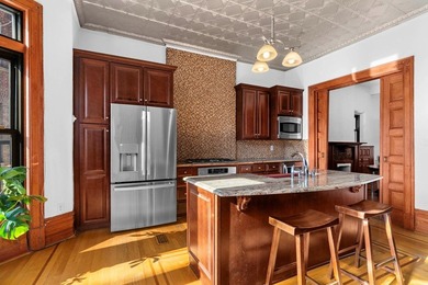 Set on a picturesque block in the Historic Crown Heights - photo 6