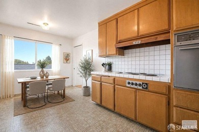 Rare vacant at close Laurel District duplex with long-term - photo 16