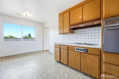 Rare vacant at close Laurel District duplex with long-term - photo 17