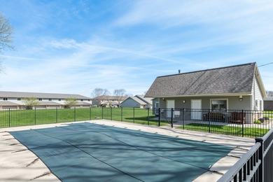 Set on the shores of Lake Puckaway, this exceptional condo - photo 32