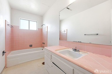 Rare vacant at close Laurel District duplex with long-term - photo 36