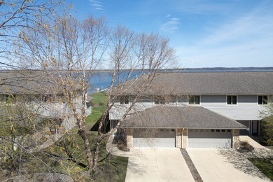 Set on the shores of Lake Puckaway, this exceptional condo - photo 38