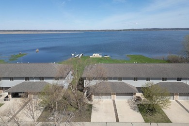 Set on the shores of Lake Puckaway, this exceptional condo - photo 39