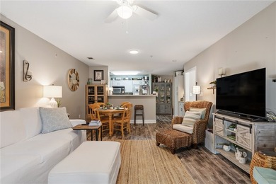 Enjoy low-maintenance living on Lake Hartwell in this beautiful - photo 9