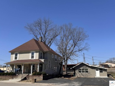 Lake Home For Sale in Warsaw, Missouri