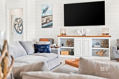 AN UNMATCHED ONO ISLAND LOCATION! Built in 2021, furnished - photo 7