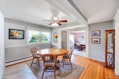Welcome to this charming 3-bedroom, 1 1/2-bath ranch perfectly - photo 7