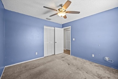 Step into a 3 BEDROOM, 2 BATH POOL HOME on a quarter acre - - photo 20