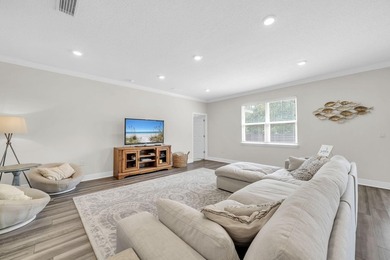 **PRICE REDUCED** Everything you need is right here in Hammock - photo 4
