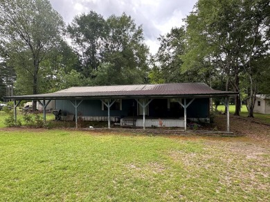 Lake Home For Sale in Eufaula, Alabama