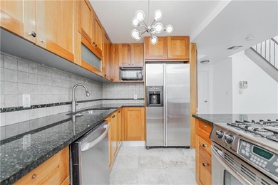 Welcome to this luxury three-bedroom, two bath duplex - photo 6