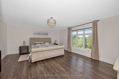 Living luxury at its finest ! Welcome to this stunning - photo 22