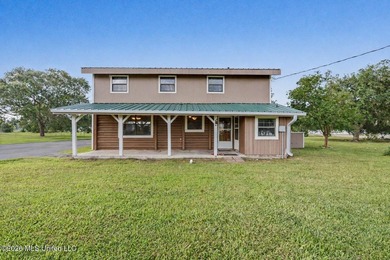 Embrace the Ultimate Country Lifestyle on 5+ Acres! Welcome home - photo 25