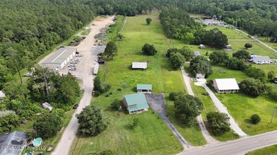 Embrace the Ultimate Country Lifestyle on 5+ Acres! Welcome home - photo 26
