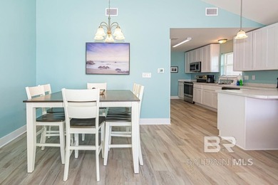 Welcome to Shore Thang, a turnkey Gulf-front retreat offering - photo 9