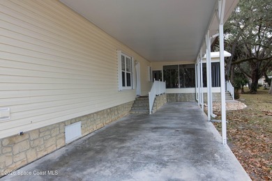 Welcome home to this charming 3-bedroom, 2-bath residence in the - photo 33