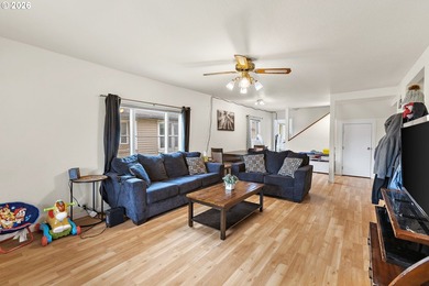 Additional listing photo 1