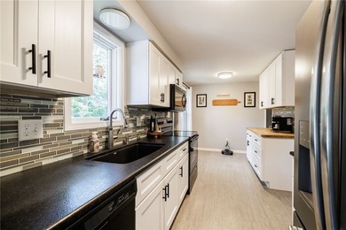 Welcome to 31 Reynolds Road! Located in the sought-after Village - photo 8