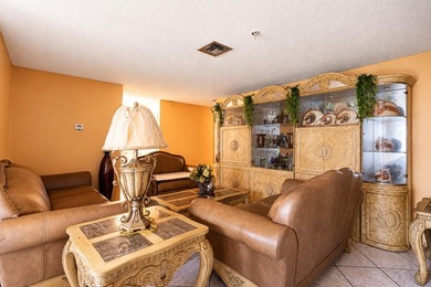 Priced below appraised value for a quick sale, this is a rare - photo 11