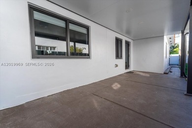 PERFECT LOCATION IN Miami - 100% RENTED | INCOME PRODUCING - photo 22