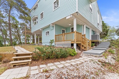 Don't miss out on this rare-to-find renovated home in the heart - photo 4