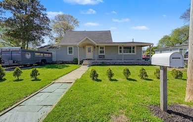 Beautifully updated 4 bedroom, 2 bath home featuring fresh paint - photo 1