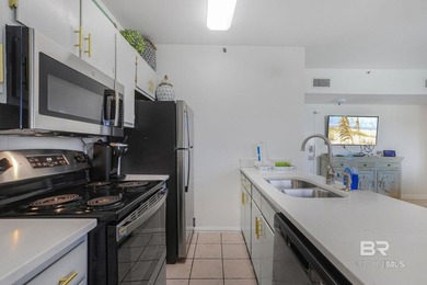Welcome to this beautifully maintained 2-bedroom, 2-bathroom - photo 7