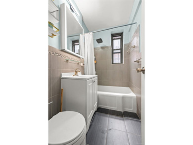Welcome to Your New Home Stunning Renovated 1-Bedroom + Home - photo 11