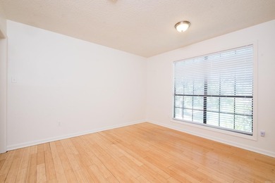 THERE IS AN ARMED ALARM, PLEASE SEE AGENT REMARKS FOR - photo 19