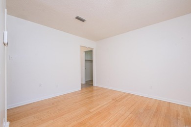 THERE IS AN ARMED ALARM, PLEASE SEE AGENT REMARKS FOR - photo 21