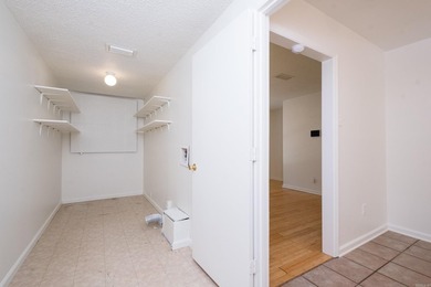 THERE IS AN ARMED ALARM, PLEASE SEE AGENT REMARKS FOR - photo 29