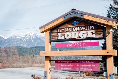 Nestled in the heart of the Coast Mountains, Pemberton Valley - photo 33