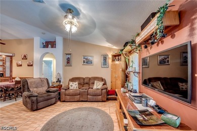 Welcome to this beautifully maintained 2-bedroom, 2-bathroom - photo 35
