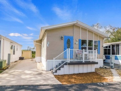 (private lake, pond, creek) Home For Sale in Bradenton Florida