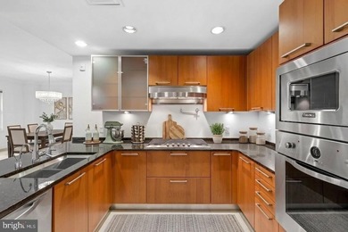 Luxury water-view condominium at The Ritz-Carlton Residences - photo 7