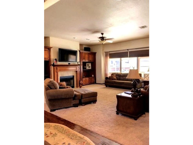 Welcome home to this beautifully maintained custom-built home - photo 11