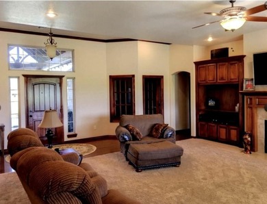 Welcome home to this beautifully maintained custom-built home - photo 12